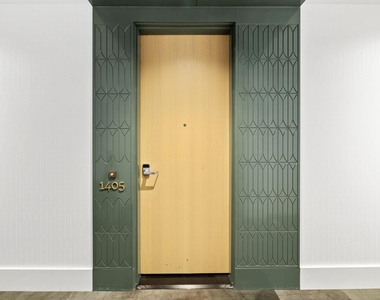 501 West Ave - Photo Thumbnail 1