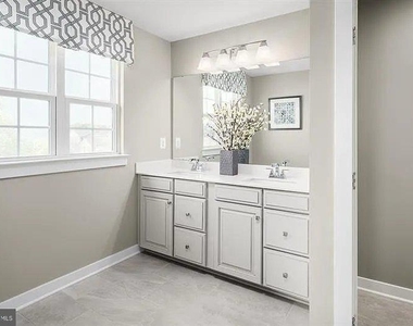 2202 Campbell Hill Way - Photo Thumbnail 11