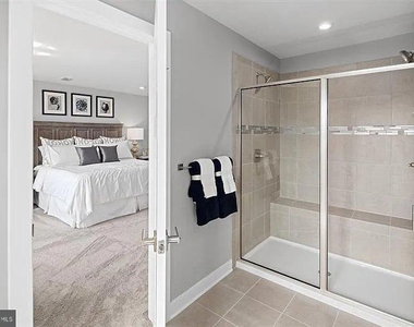2202 Campbell Hill Way - Photo Thumbnail 10