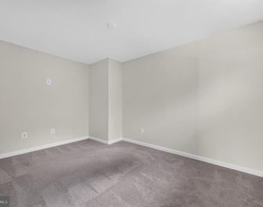 1528 Crampton Street - Photo Thumbnail 33