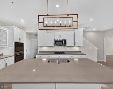 1528 Crampton Street - Photo Thumbnail 7