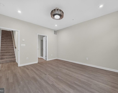 1528 Crampton Street - Photo Thumbnail 16