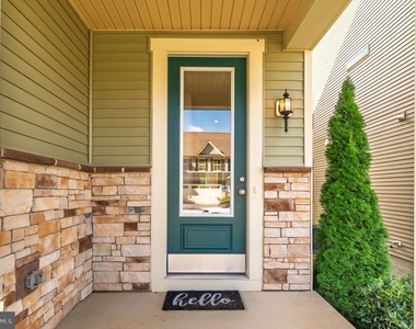 1528 Crampton Street - Photo Thumbnail 2