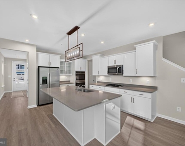 1528 Crampton Street - Photo Thumbnail 5
