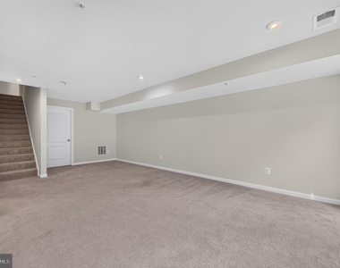 1528 Crampton Street - Photo Thumbnail 38