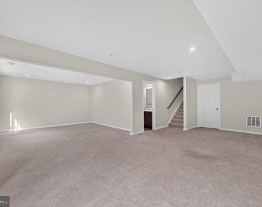 1528 Crampton Street - Photo Thumbnail 37