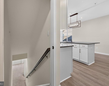 1528 Crampton Street - Photo Thumbnail 36