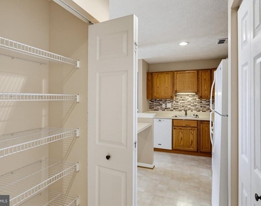 2102 Whitehall Road - Photo Thumbnail 6
