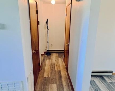1110 Corky Drive - Photo Thumbnail 13