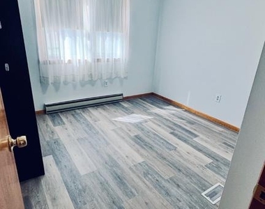 1110 Corky Drive - Photo Thumbnail 17