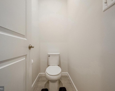 10303 Alta Place - Photo Thumbnail 17