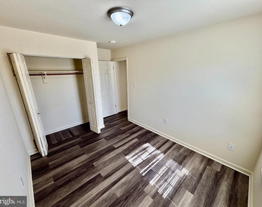405 Carroll Street - Photo Thumbnail 18