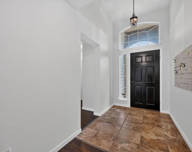 2113 Pearson Way - Photo Thumbnail 2