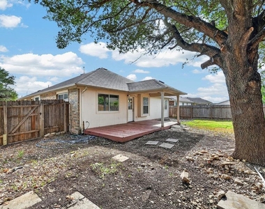 2113 Pearson Way - Photo Thumbnail 29