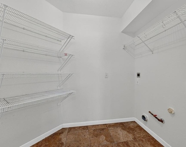 2113 Pearson Way - Photo Thumbnail 26