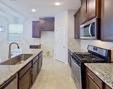 176 Mayney Ln - Photo Thumbnail 19