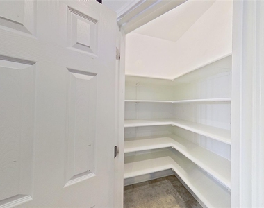176 Mayney Ln - Photo Thumbnail 22