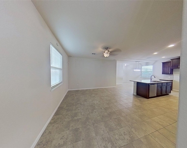 176 Mayney Ln - Photo Thumbnail 13