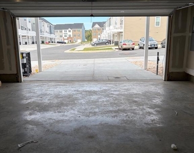 7618 Johnnycake Road - Photo Thumbnail 27