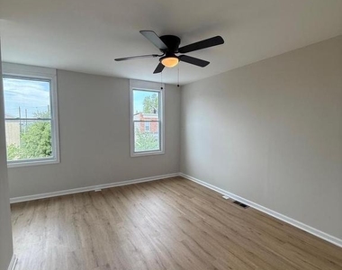2810 E Chase Street - Photo Thumbnail 23