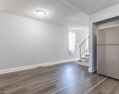 4715 Navarro Avenue - Photo Thumbnail 9