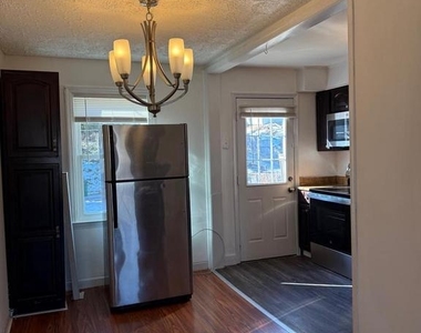 3641 Dudley Avenue - Photo Thumbnail 6