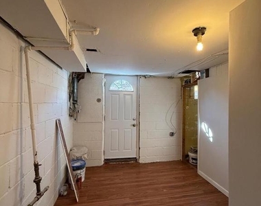 3641 Dudley Avenue - Photo Thumbnail 20