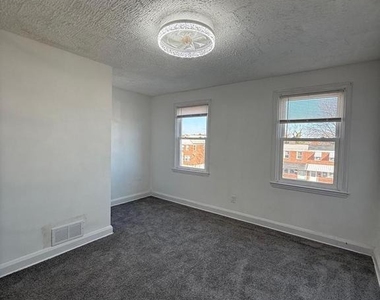 3641 Dudley Avenue - Photo Thumbnail 32