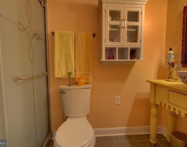 2924 Virginia Avenue - Photo Thumbnail 15