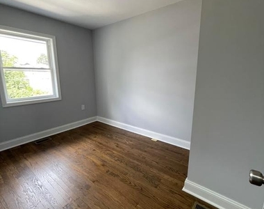 3504 Manchester Avenue - Photo Thumbnail 9