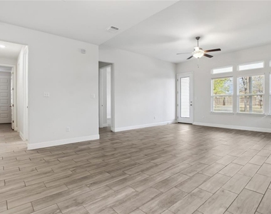 117 Draco St - Photo Thumbnail 13