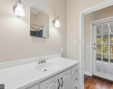 516 S Patterson Park Avenue - Photo Thumbnail 19