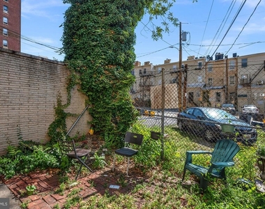 931 Saint Paul St Street - Photo Thumbnail 13