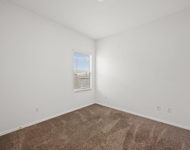 509 Gabriels Bluff Dr - Photo Thumbnail 18
