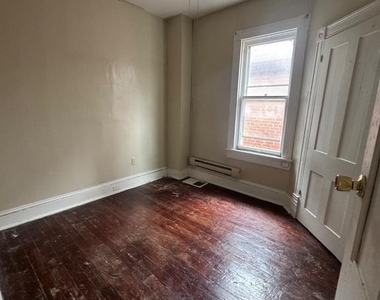 518 Bedford Street - Photo Thumbnail 4