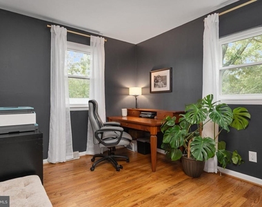610 Park Road - Photo Thumbnail 16