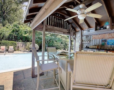 1169 Latrobe Drive - Photo Thumbnail 23