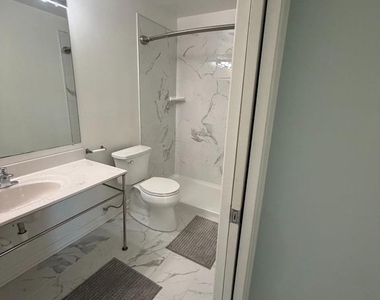 2900 Shipmaster Way - Photo Thumbnail 14