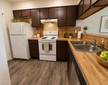 5309 Indio Dr - Photo Thumbnail 4