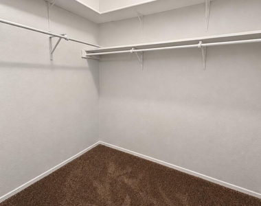 5309 Indio Dr - Photo Thumbnail 17