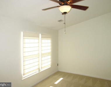 110 Abelia Drive - Photo Thumbnail 10