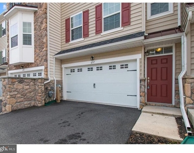 657 Jacobsen Circle - Photo Thumbnail 1