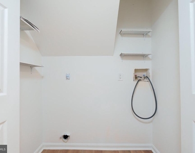 230 Sheffield Drive - Photo Thumbnail 13