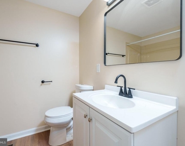 230 Sheffield Drive - Photo Thumbnail 22