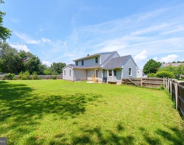 230 Sheffield Drive - Photo Thumbnail 5