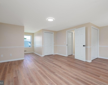 230 Sheffield Drive - Photo Thumbnail 24