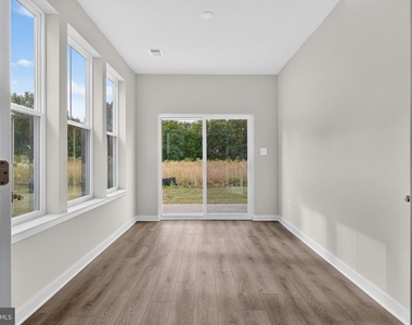 877 Virdin Drive - Photo Thumbnail 17