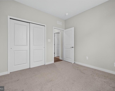 877 Virdin Drive - Photo Thumbnail 25