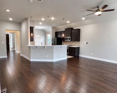 2637 Enza Dr - Photo Thumbnail 12