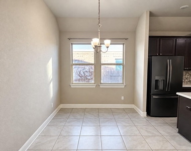 2637 Enza Dr - Photo Thumbnail 7